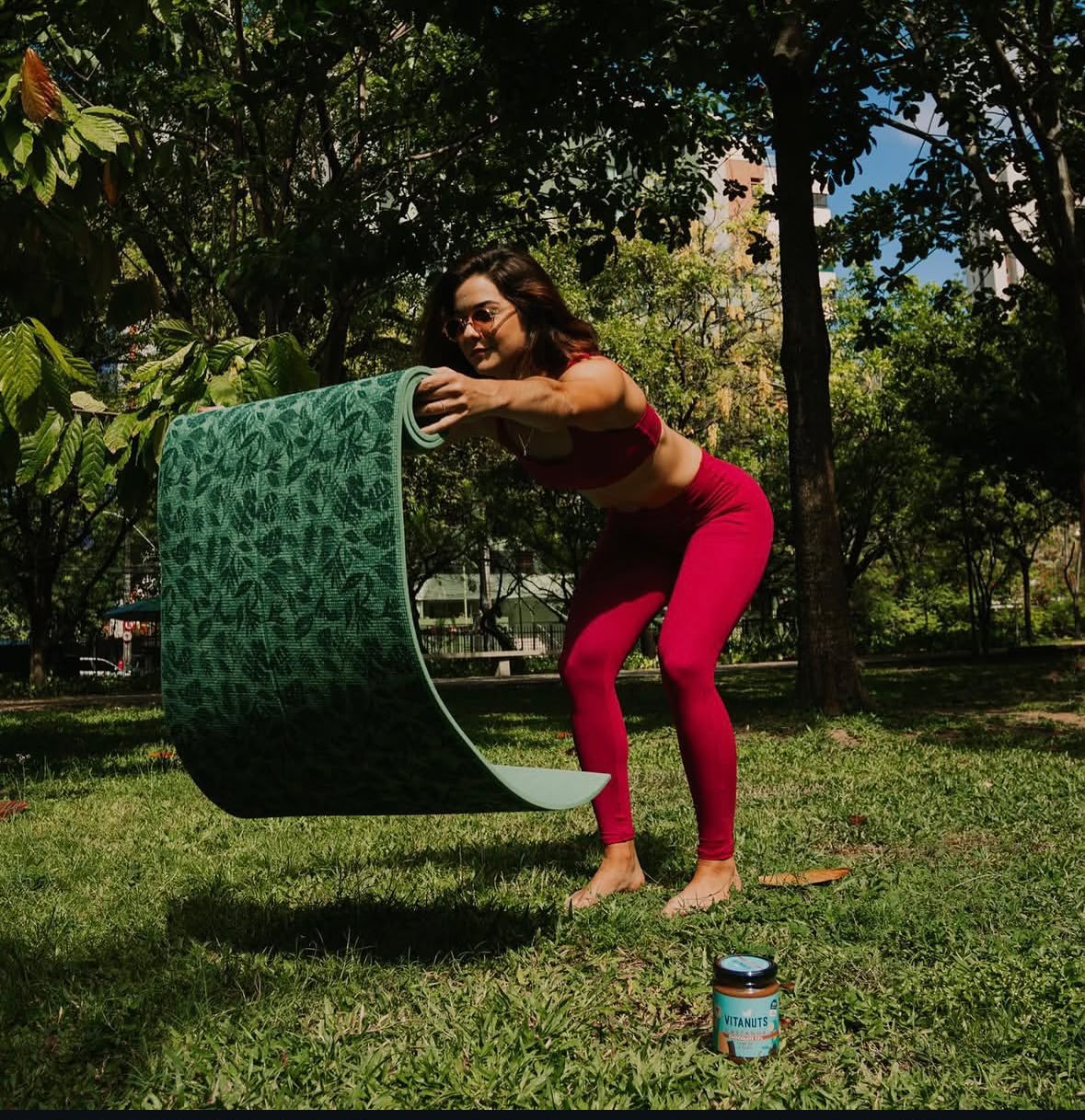 Bastidor de campanha — yoga e Vitanuts